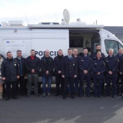 Karlovy Vary: V rámci policejního projektu proběhla i prezentace vozidla se speciálním vybavením