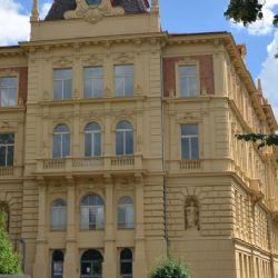 Karlovy Vary: Ve městě bude možnost studovat na Univerzitě Karlově