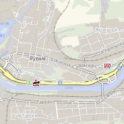 Karlovy Vary: Ve městě havarovalo osobní vozidlo