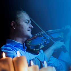 Karlovy Vary: Ve městě se bude konat Vánoční koncert s Pavlem Šporclem