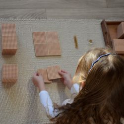 Karlovy Vary: Ve městě se otevřela nová bilingvní základní škola