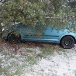 Karlovy Vary: Viníka nehody našla policie podle upadlé registrační značky