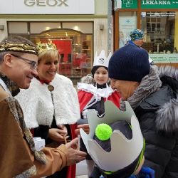 Karlovy Vary: Výtěžek z Tříkrálové sbírky půjde na vybudování terapeutické zahrady