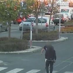 Karlovy Vary: Vzduchem lítal dopravní kužel a alkohol