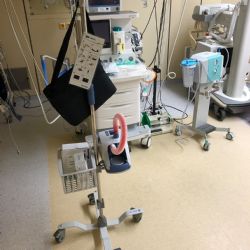 KKN pořídila nové přístroje HFNO, které pomáhají pacientům s dýcháním