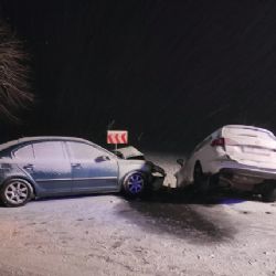 Kojšovice: Na zasněžené vozovce dostal smyk