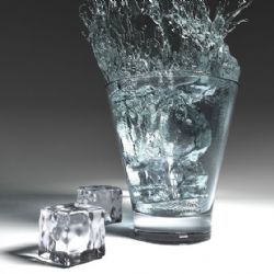 Kontrola odhalila nevyhovující zmrzliny a ledy do nápojů