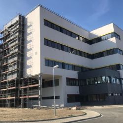 Kraj musel pro neplnění odstoupit od smlouvy o dílo na revitalizaci Nemocnice Cheb