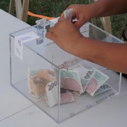 Kraj vyhlásil veřejnou sbírku na pomoc silně slabozraké dívce