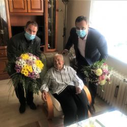 Kraslice: Paní Božena Bartošová oslavila 100 let