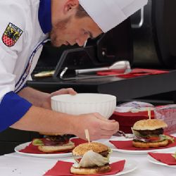 Kraslice: Ve městě se hodovalo a bodovalo