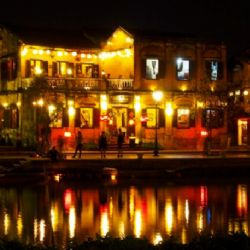 Krásná: Obcí prošly světlušky