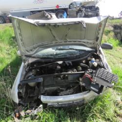 Krásné Údolí: Čelní střet dvou vozidel. Na místo nehody letěl vrtulník