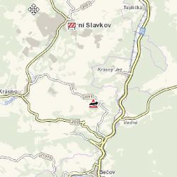 Krásno: Na kabinu kamionu spadla větev