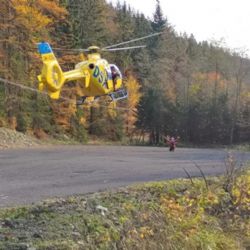 Krušné hory: Žena spadla ze skály. Na místo letěl vrtulník