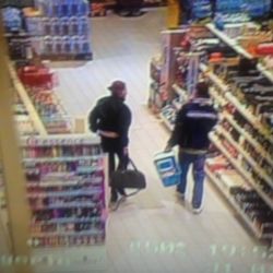 Kuriozita z jiného kraje. Pár odcizil 139 kusů kondomů