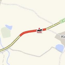 Květnová: Střet kamionu a osobního vozidla. Komunikace je neprůjezdná