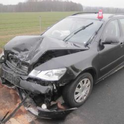 Kynšperk: Dopravní nehoda na šestce