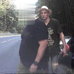 Kynšperk nad Ohří: Poznáváte muže v klobouku? Odcizil auto