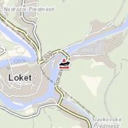 Loket: Střet autobusu s osobním vozidlem