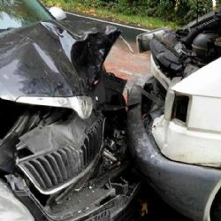 Loket: Střet dvou vozidel