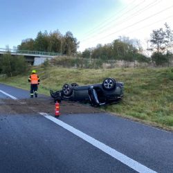 Loučky: Dopravní nehoda se zraněním komplikovala dopravu