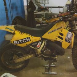 Mariánské Lázně: Policisté pátrají po motocyklu