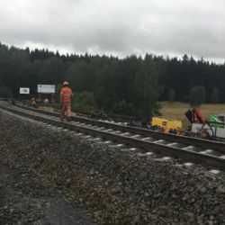 Mariánské Lázně: Poničené koleje jsou po havárii vlaku opravené