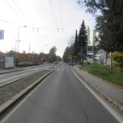 Mariánské Lázně: Střet cyklisty s chodcem. Policie hledá svědky