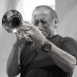 Mariánské Lázně: Ve městě vystoupí jazzová ikona Laco Deczi