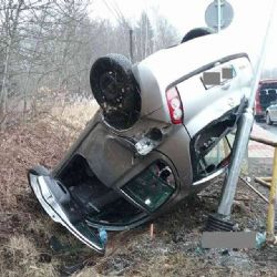 Mírová: V obci dnes havarovalo vozidlo