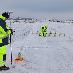 Mobilní osvětlovací systém pomůže vytíženému heliportu v Chebu