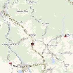 Nejdek: U města skončila dodávka na střeše