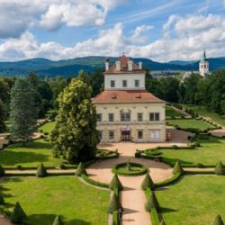 Ostrov: Péče o stromy z Zámeckém parku