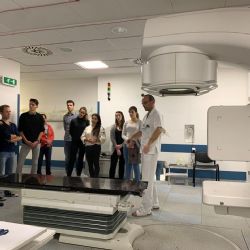 Nemocnice v Karlových Varech a v Chebu budou mít nové moderní přístroje