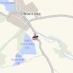 Nová Ves: Osobní vozidlo narazilo do stromu