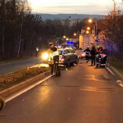 Nové Sedlo: Ve městě havarovalo osobní vozidlo