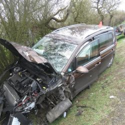 Okrouhlá: Včerejší dopravní nehoda. Rychlost a neupevněný náklad 