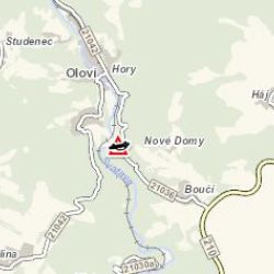 Oloví: Osobní vozidlo narazilo do svodidel