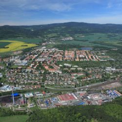 Ostrov: Město má nový portál pro přihlašování dětí do mateřských škol