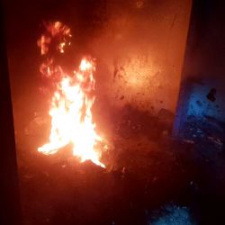 Ostrov: Požár v lakovně