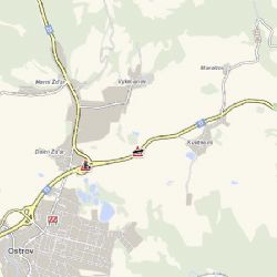 Ostrov: U města havarovalo vozidlo