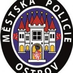 Ostrov: Zabránění požáru, nezletilá dívka pod vlivem alkoholu, nalezení pacienta z psychiatrické léčebny či záchrana psa