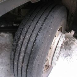 Policie v rámci prevence upozorňuje na zimní pneumatiky