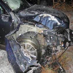 Poutnov: Po dopravní nehodě napadl policistu