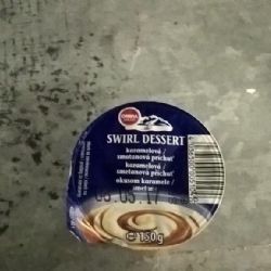 Pozor na německé pudinkové dezerty. Mohou obsahovat úlomky kovu