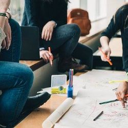 Pro získání krajských stipendií platí nová pravidla