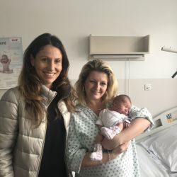 První letošní dítě v Karlových Varech je holčička