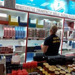 Region: Celníci zajistili více než 100 tisíc kusů cigaret