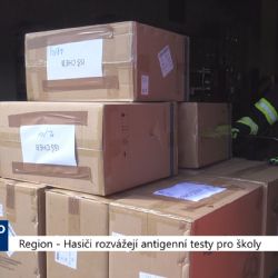 Region: Hasiči rozvážejí antigenní testy pro školy (TV Západ)